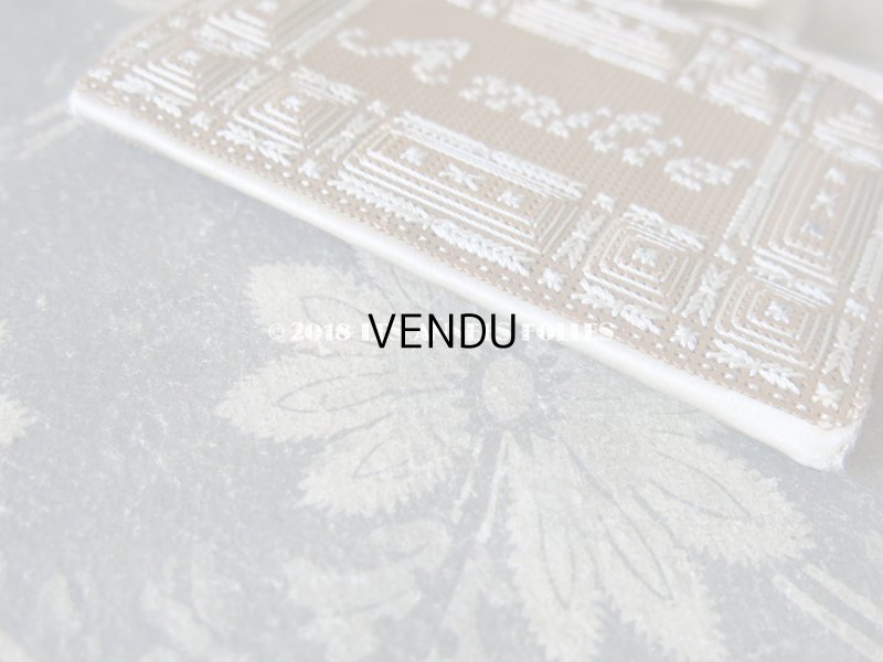 画像4:  アンティーク  ニードルケース  淡いブルーグリーン AMITIE