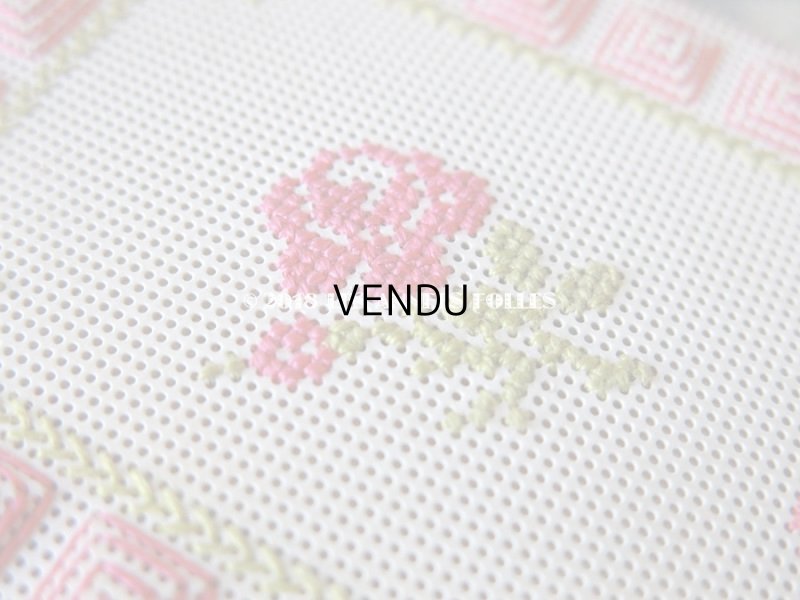 画像7: 1888年 アンティーク  ニードルケース  ピンクの薔薇 両開き