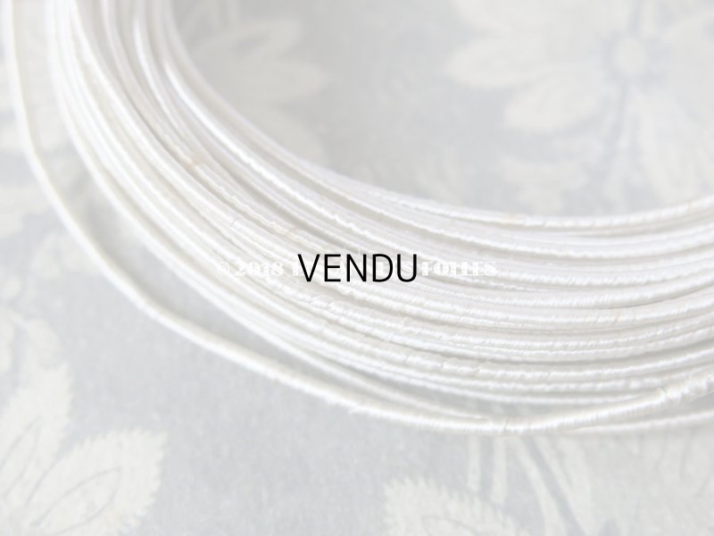 画像6: 19世紀末 アンティーク 帽子用（ボネ用) ワイヤー シルク糸 オフホワイト 25〜30m