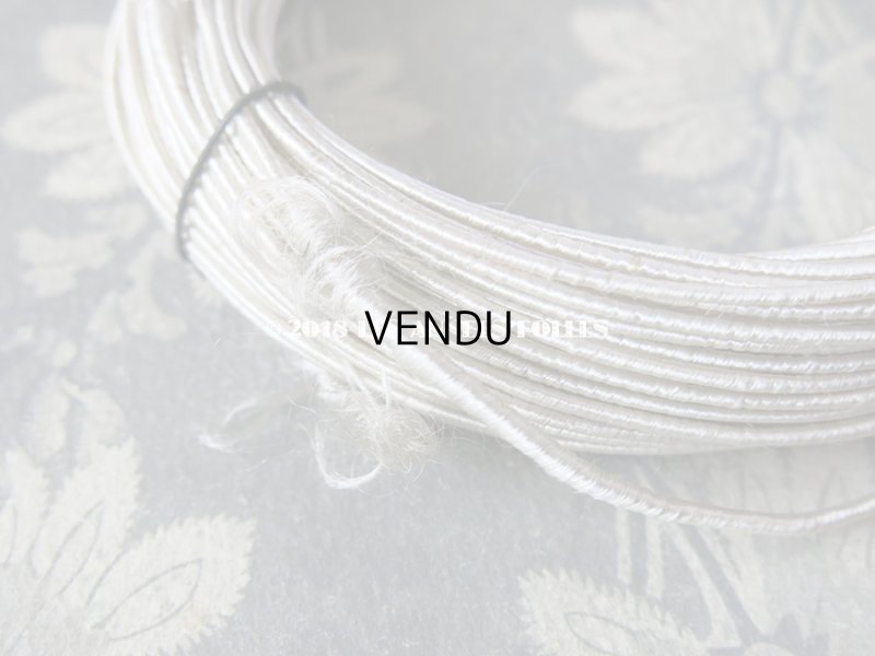画像7: 19世紀末 アンティーク 帽子用（ボネ用) ワイヤー シルク糸 オフホワイト 25〜30m
