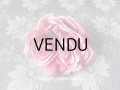 アンティーク ピンクの薔薇のコサージュ 