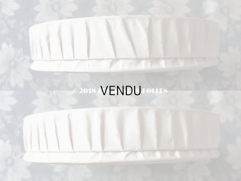 画像7: ＊蚤の市＊ アンティーク ジャンヌダルクのお菓子箱 & プチバトーのボックスのセット