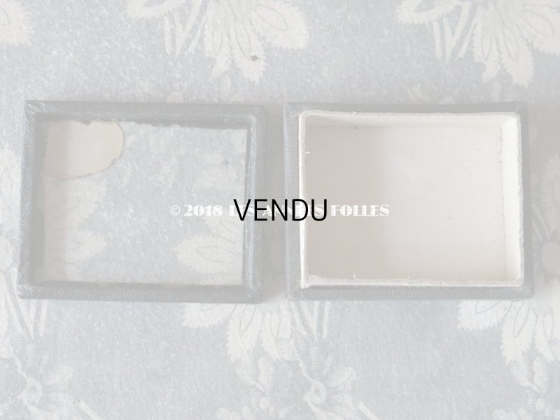 画像6: 19世紀 アンティーク 硝子の蓋の紙箱 ラベル付 ビーズ＆ラインストーン