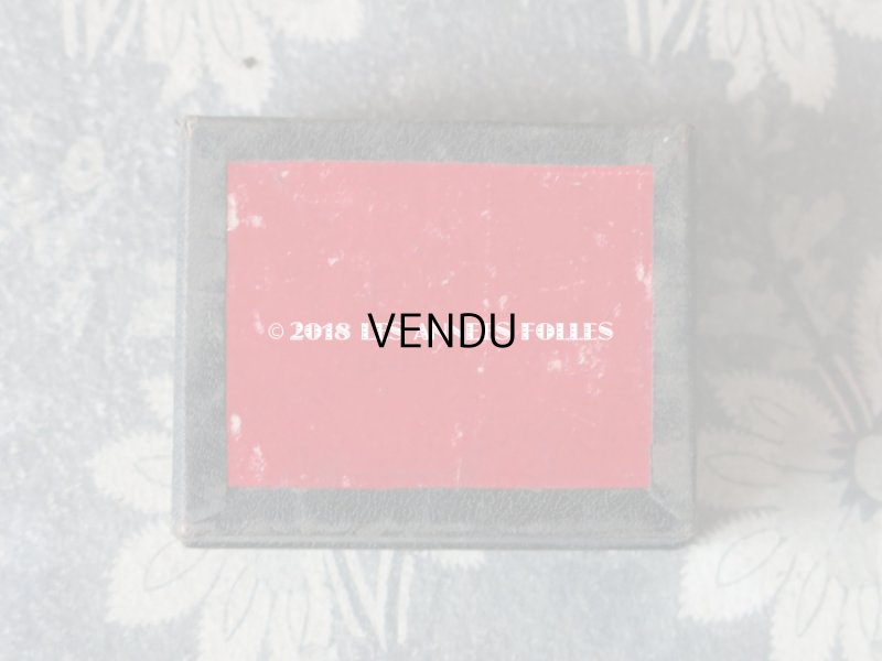 画像3: 19世紀 アンティーク 硝子の蓋の紙箱 ラベル付 ビーズ＆ラインストーン