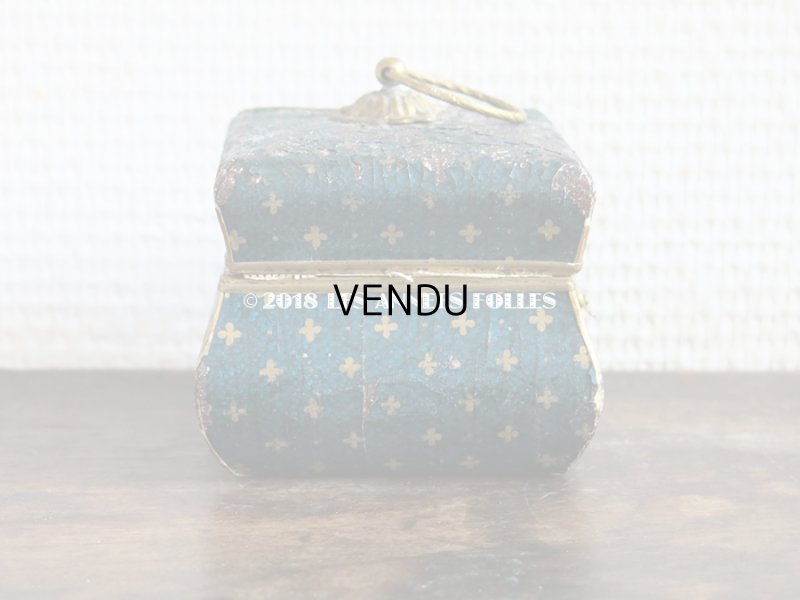 画像4: 19世紀 アンティーク ナポレオン3世時代 小さなお菓子箱  ドラジェ & チョコレート 小さな花模様