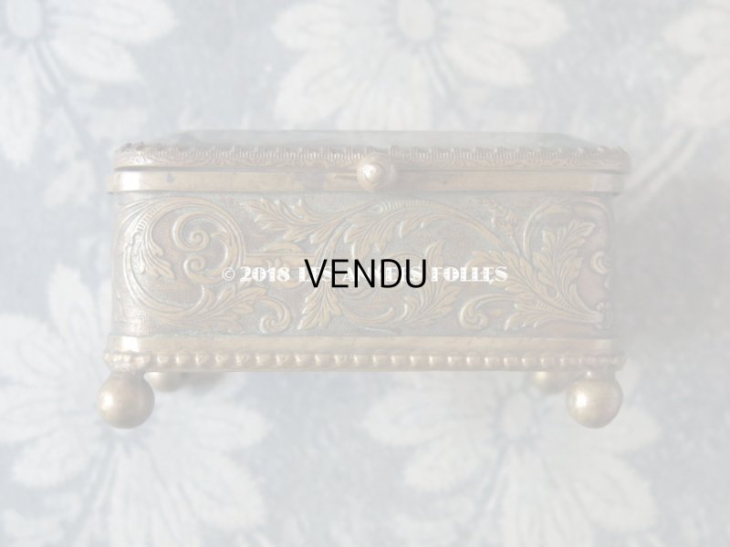 画像5: 1900年代 アンティーク ジュエリーボックス モノグラム 【J】 リボンのガーランド