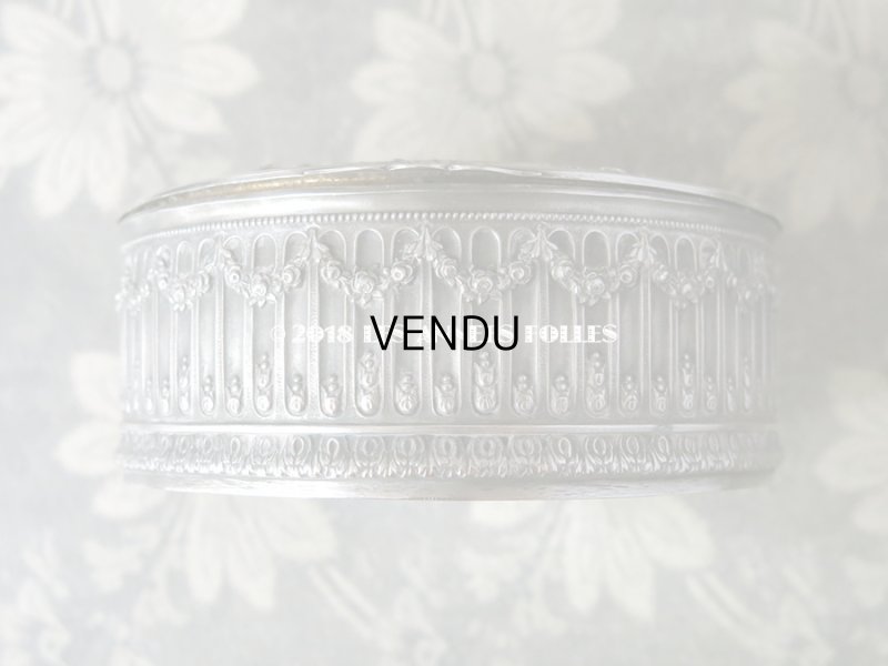 画像6: 1900年頃　アンティーク 大きなパウダーケース  薔薇＆リボンのガーランド 