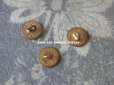 画像2: アンティーク エナメル ボタン 薔薇 ハンドペイント ゴールドレリーフ 10mm (2)