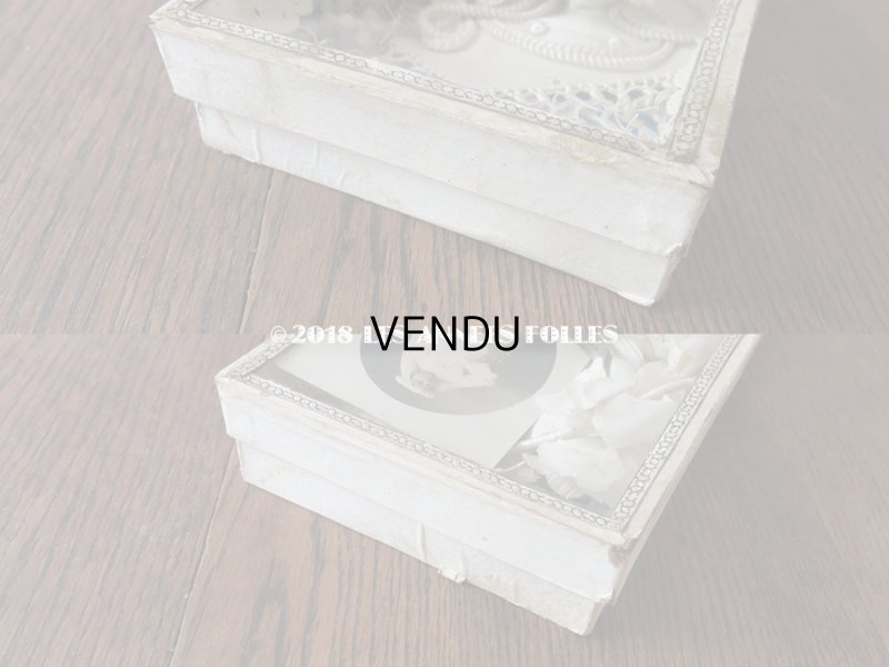 画像12: 19世紀末 アンティーク 硝子の蓋の紙箱入り コミュニオンのヘッドリース & オモニエール & ロザリオ