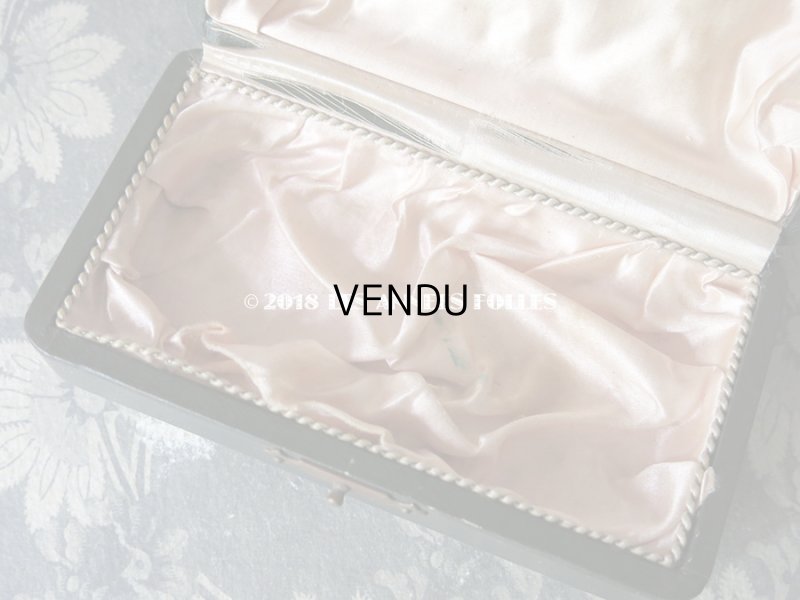 画像8: アンティーク パフュームボックス PARFUMERIE ロカイユ装飾&ピンクのシルクサテン