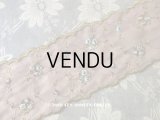 アンティーク ブルーの薔薇の刺繍入り 幅広リボン