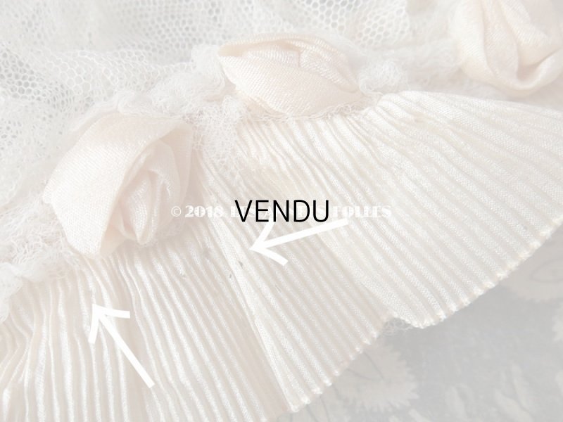 画像14: 1930年代 アンティーク 淡いピンクのフリル&薔薇 オモニエール&ボネのセット