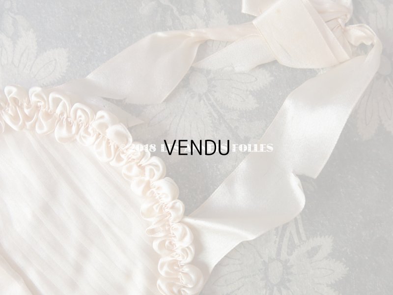 画像7: 1930年代 アンティーク 淡いピンクのフリル&薔薇 オモニエール&ボネのセット