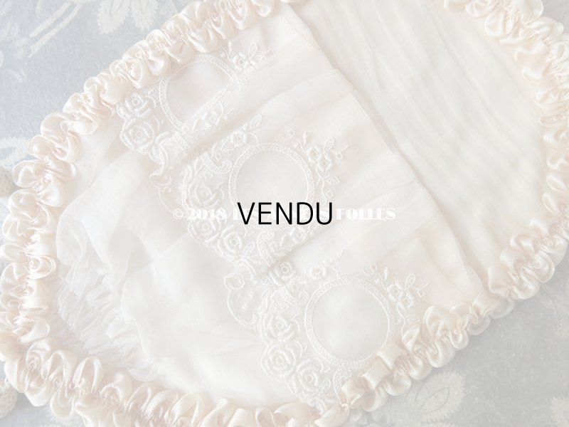 画像4: 1930年代 アンティーク 淡いピンクのフリル&薔薇 オモニエール&ボネのセット