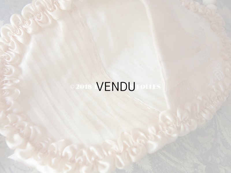 画像8: 1930年代 アンティーク 淡いピンクのフリル&薔薇 オモニエール&ボネのセット