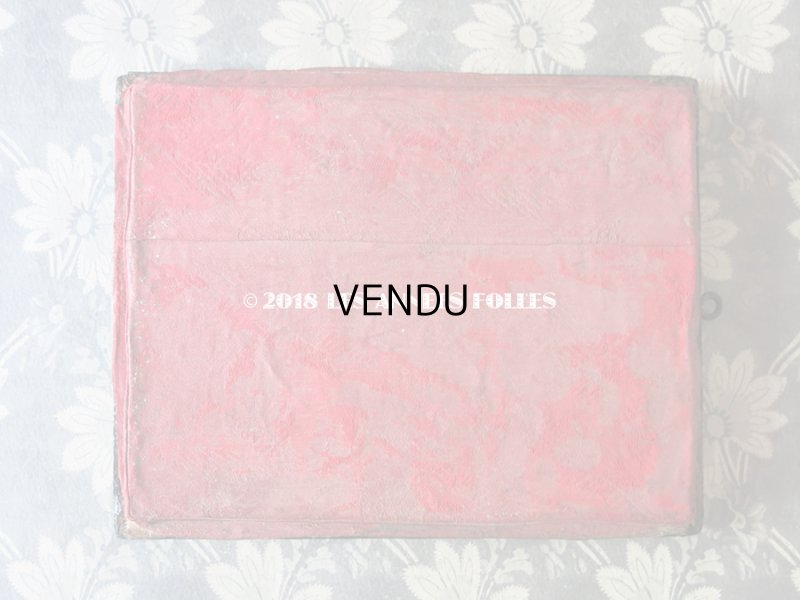 画像3: 19世紀 アンティーク ルリケール　聖遺物のガラスフレーム  聖人の遺品