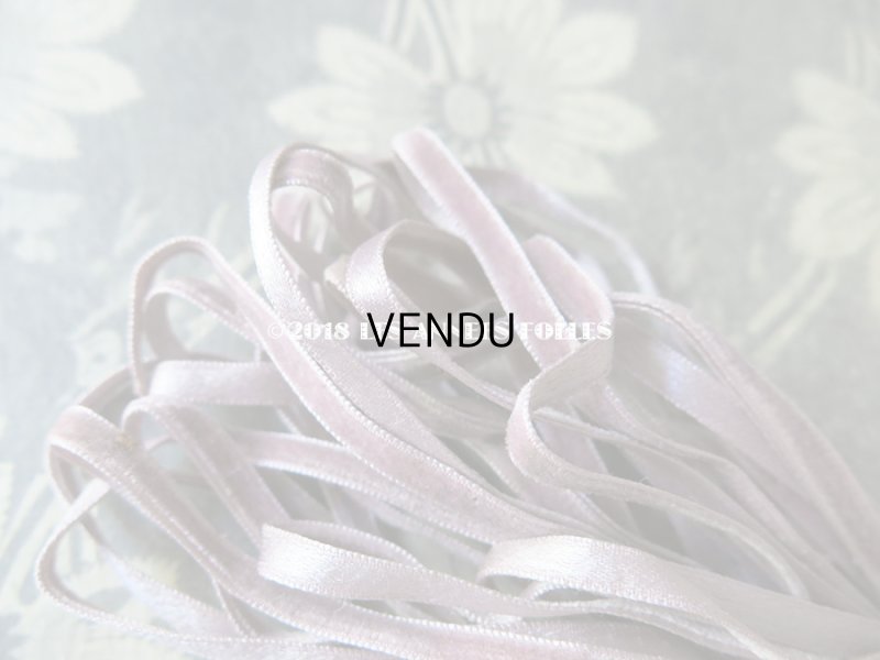 画像9: 19世紀末 アンティーク シルク製 極細 ベルベットリボン  ダブルフェイス 5mm幅 ラベンダー