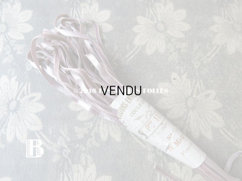 画像5: 19世紀末 アンティーク シルク製 極細 ベルベットリボン  ダブルフェイス 5mm幅 ラベンダー