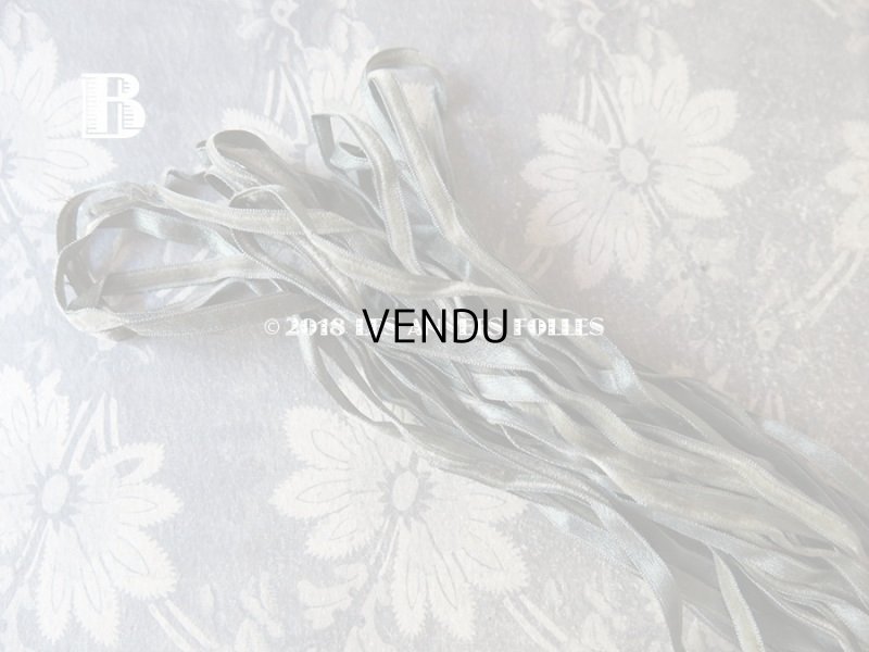 画像6: 19世紀末 アンティーク シルク製 極細  5mm幅 ベルベットリボン 7.9〜10m  ダブルフェイス  オリーブグリーン