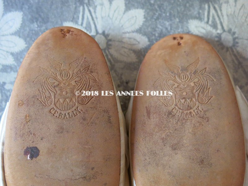 画像5: 19世紀末 アンティーク ウエディング シューズ - C.F.BALLY -