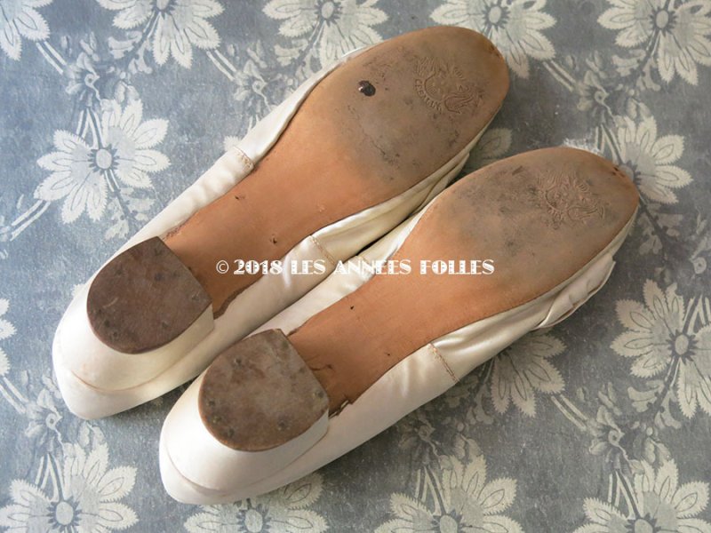 画像4: 19世紀末 アンティーク ウエディング シューズ - C.F.BALLY -