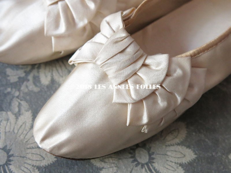 画像13: 19世紀末 アンティーク ウエディング シューズ - C.F.BALLY -