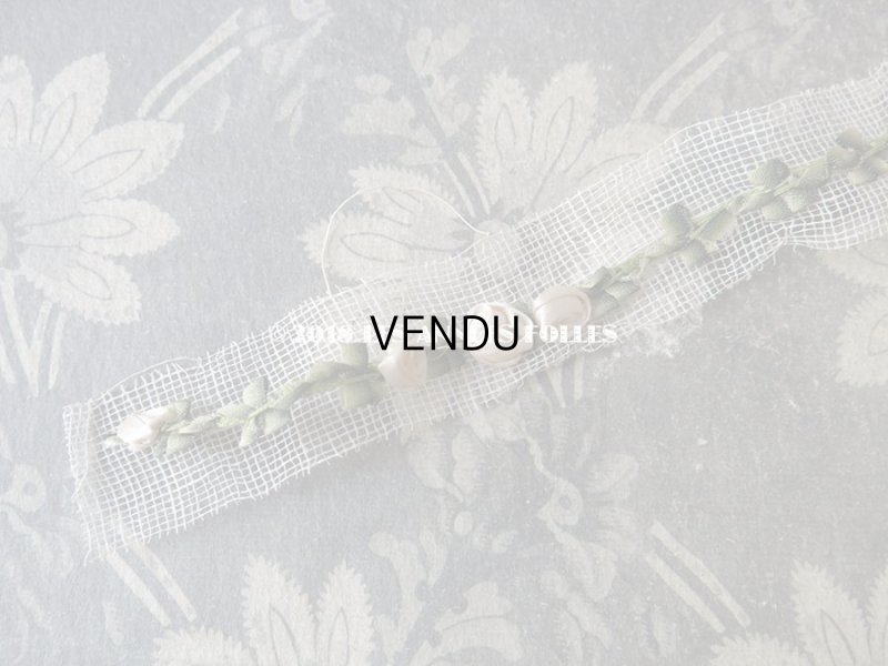 画像8: 未使用 19世紀末 アンティーク シルク製 ロココトリム 3つの白い薔薇 ロココリボン