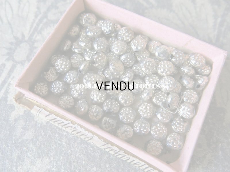 画像6: 1900年代 アンティーク ガラスの蓋の紙箱 スフレビーズ入り - AUX GALERIES LAFAYETTE -