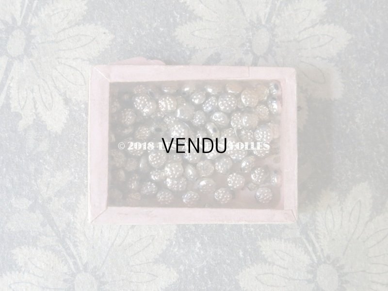 画像3: 1900年代 アンティーク ガラスの蓋の紙箱 スフレビーズ入り - AUX GALERIES LAFAYETTE -