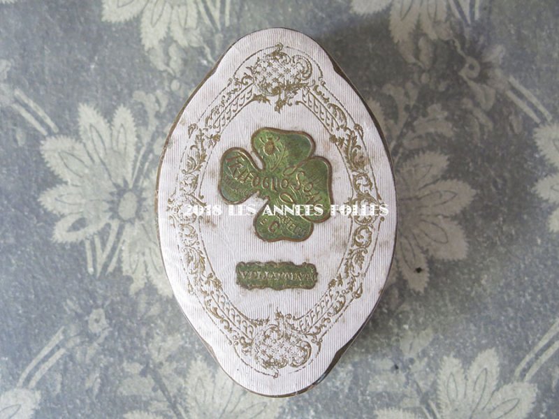 画像3: アンティーク 四つ葉のクローバーのパウダーボックス パウダーピンク 