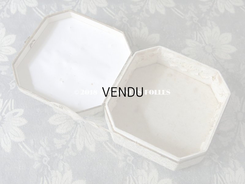 画像9: 19世紀 アンティーク ナポレオン3世時代 お菓子箱 ライムグレー 脚付き 木箱 ドラジェ & チョコレート 