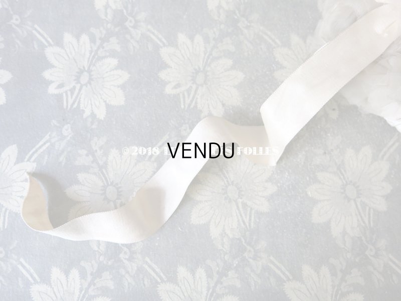 画像13: アンティーク ドール用  シルクサテン & フリルのボネ