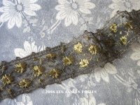 1920年代 アンティーク 花刺繍入り メタルの装飾 カーキ アールデコ 