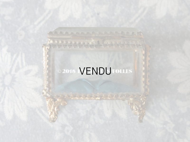 画像7: アンティーク ジュエリーボックス　スモーキーブルーのクッション