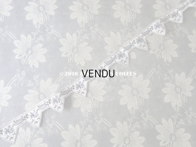 画像2: 19世紀末 アンティーク シルク製 トリム ジャガード織の花模様 1.53〜1.9m