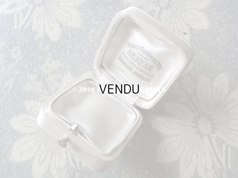 画像7: アンティーク 小さなジュエリーボックス オフホワイトのシルクサテン