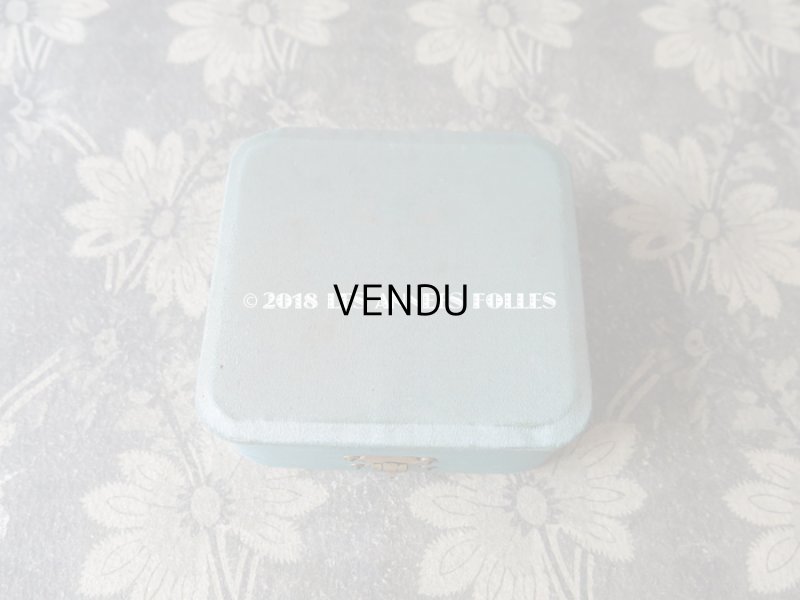 画像3: アンティーク ジュエリーボックス ブルーのシルクサテン