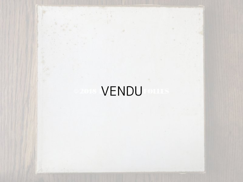 画像13: ＊蚤の市セット＊ 19世紀末 アンティーク 結婚式用ハンカチの紙箱 2点セット ゴールドの美しいモノグラム【 IE 】入り　