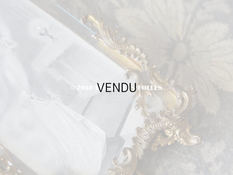 画像9: アンティーク フォトフレーム モノグラムのメダイヨン ロカイユ装飾