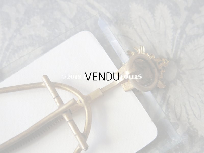 画像5: アンティーク フォトフレーム モノグラムのメダイヨン ロカイユ装飾