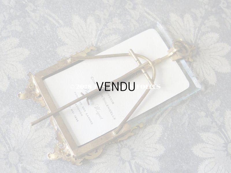 画像4: アンティーク フォトフレーム モノグラムのメダイヨン ロカイユ装飾