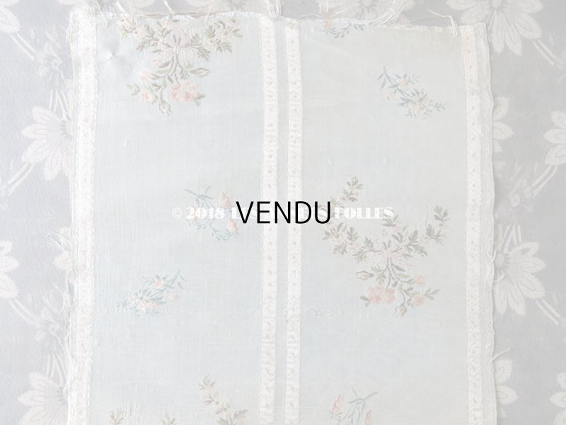画像4: 18世紀 アンティーク シルク製 ファブリック 手刺繍 薔薇とリボンのガーランド　