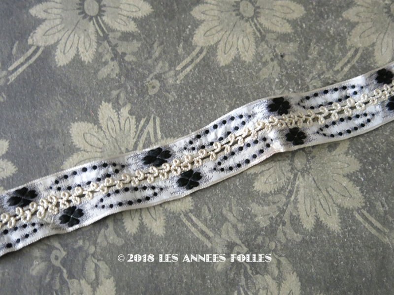 画像1: 19世紀末 アンティーク シルク製  ジャガード織 花柄のリボン モノトーン 