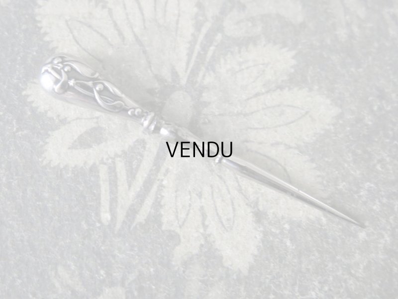 画像8: 1900年代 アンティーク シルバー製 ヤドリギの裁縫道具セット