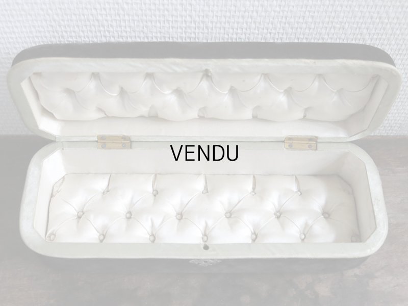 画像5: 19世紀 アンティーク 薔薇のブーケのリボン刺繍入り グローブボックス  ダークブルーのベルベット