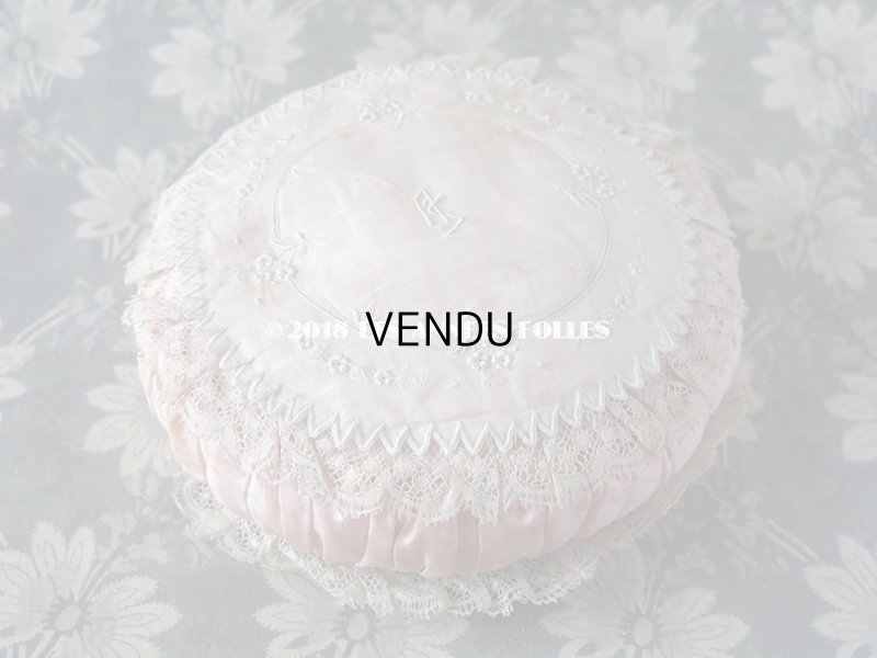 画像3: 1920年代 アンティーク モノグラム刺繍入り ピンクのクッション