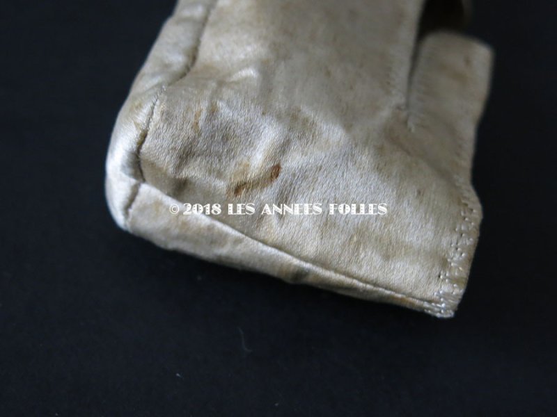 画像11: 18世紀 アンティーク シルク製 ベビー用シューズ  白百合の刺繍入り 