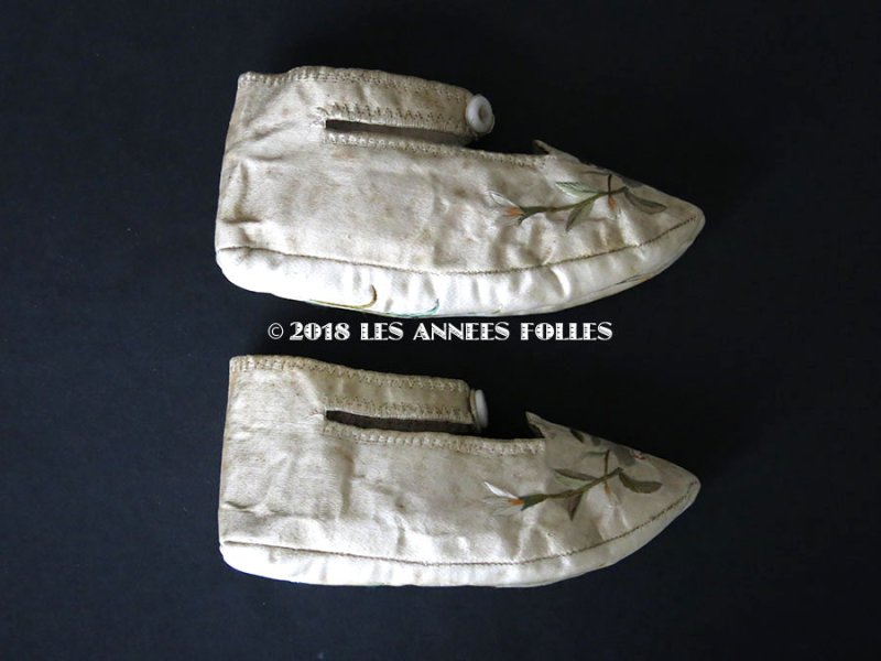 画像6: 18世紀 アンティーク シルク製 ベビー用シューズ  白百合の刺繍入り 