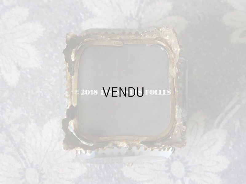 画像5: アンティーク 小さなジュエリーボックス 淡いマスタードカラーのシルク製クッション