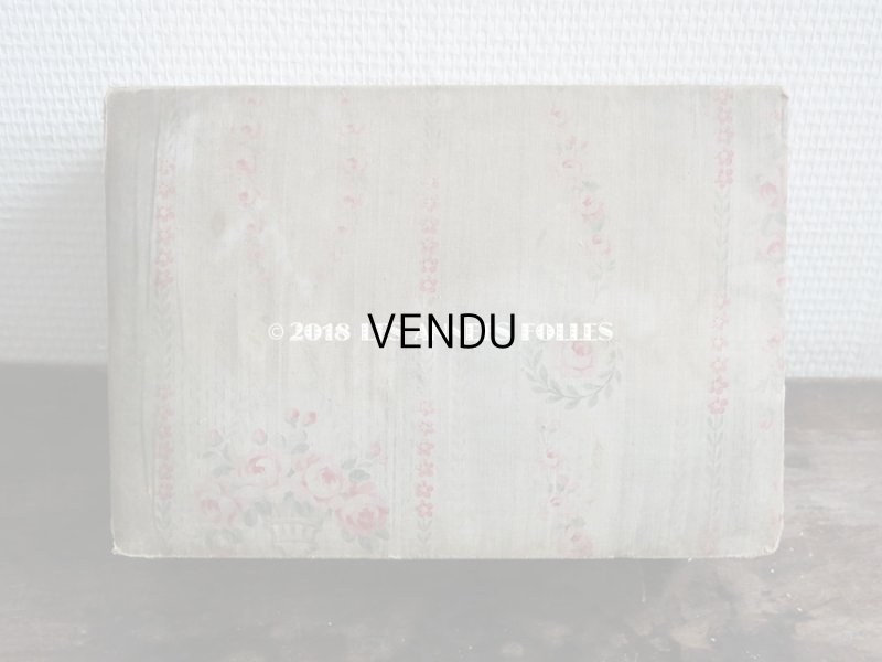 画像17: 1900年代 アンティーク カルトナージュチェスト  薔薇のガーランド